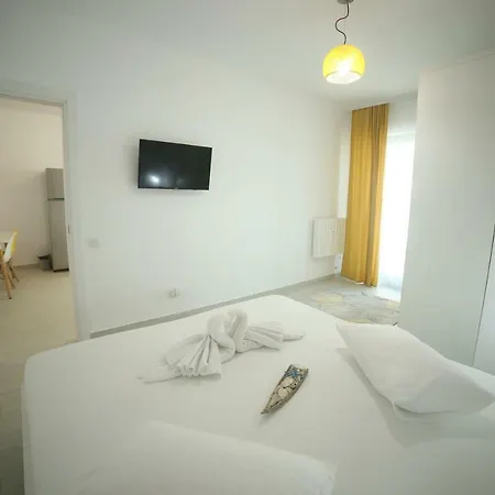Amy Sunhouse- Desilva Apartmán *